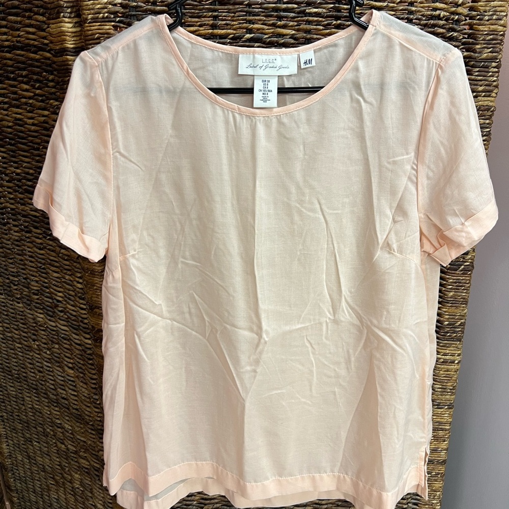 H&M- Size:8, Modal lightweight short sleeved pink shirt‎
